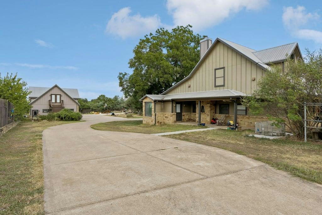 10111 Signal Hill Rd — photo 2