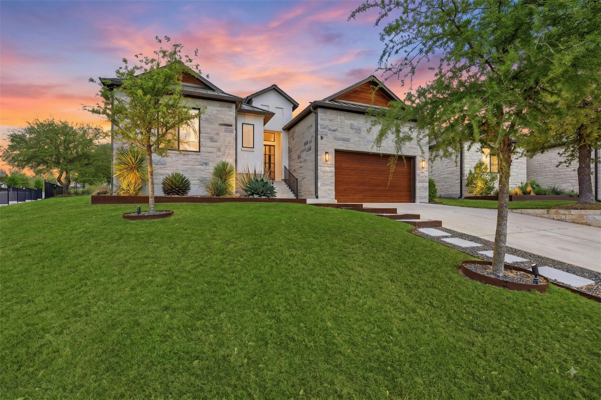 14721 Marchesa Dr — exterior