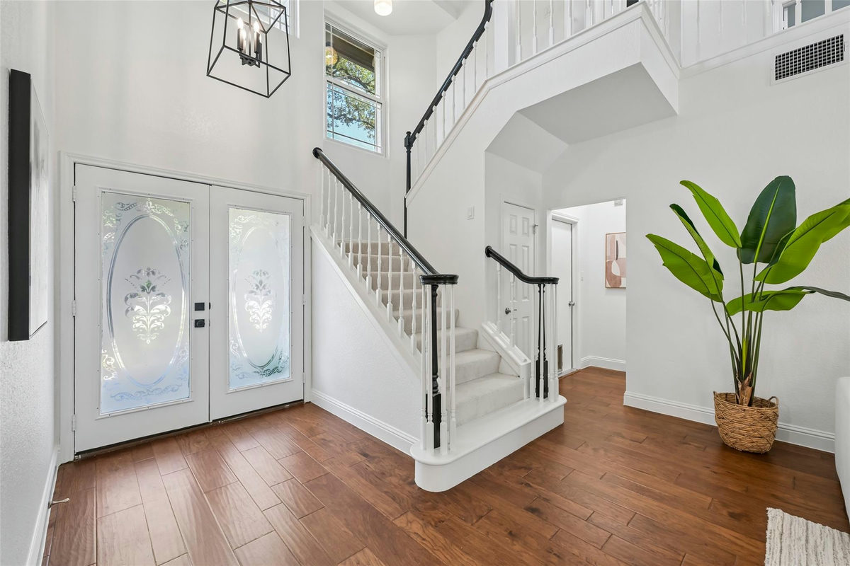 6305 Leatherwood Cv — photo 3