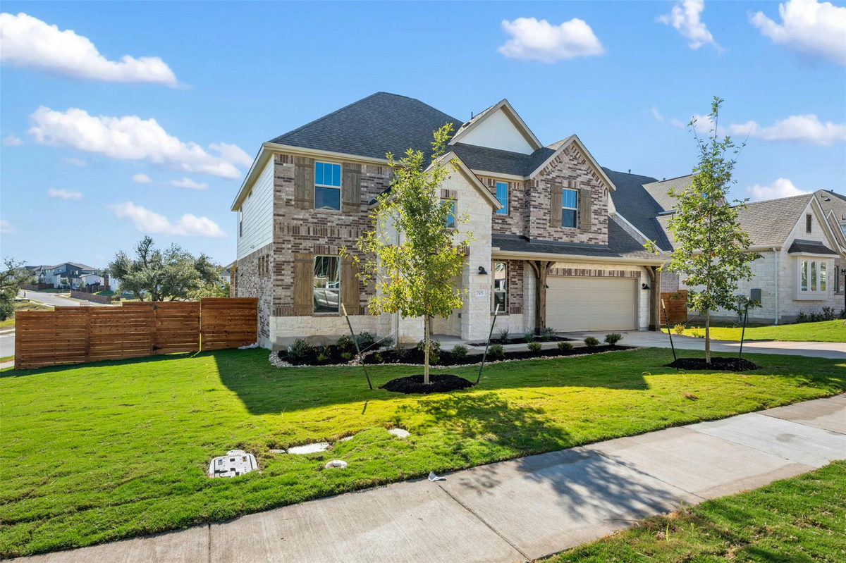 208 Possumhaw Ln — photo 2