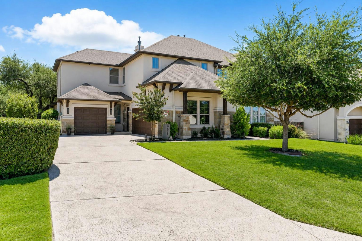9621 Rocky Creek Blvd — exterior