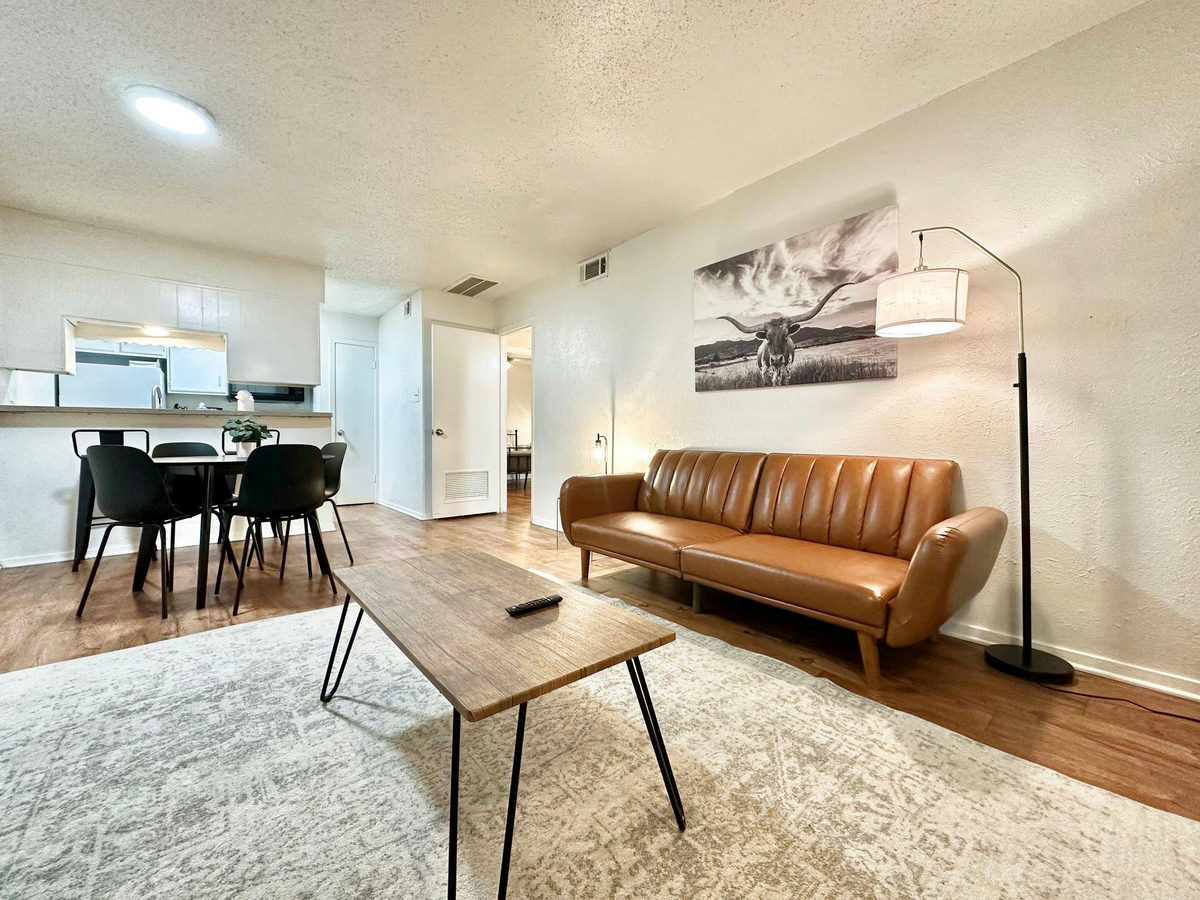 2704 Salado St #105