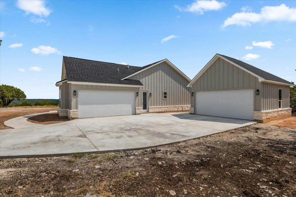 2209 Whitewater Dr — photo 5