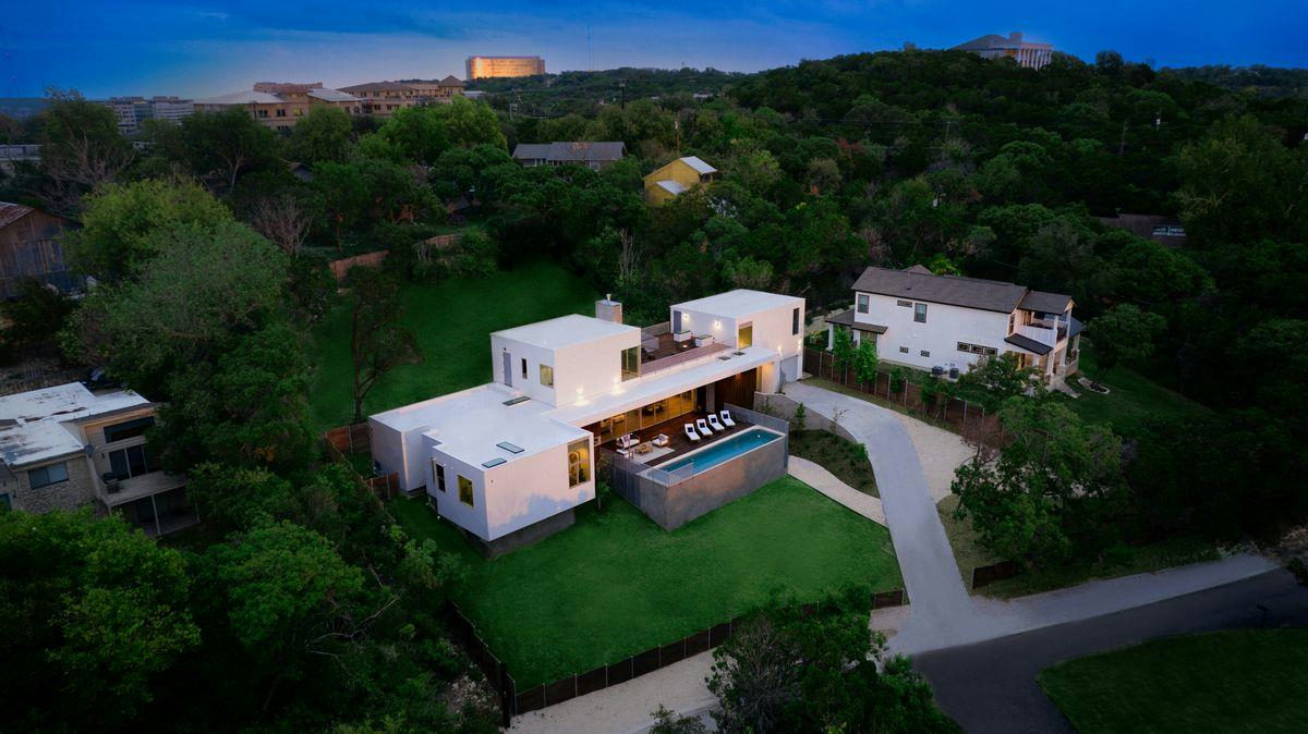 7120 Clifton Ln — exterior