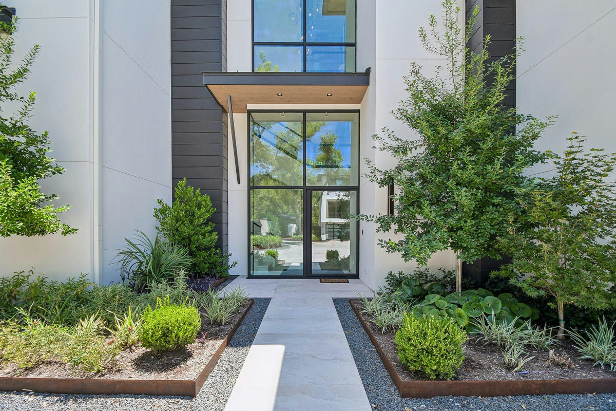 2503 Westlake Dr #301 — photo 4
