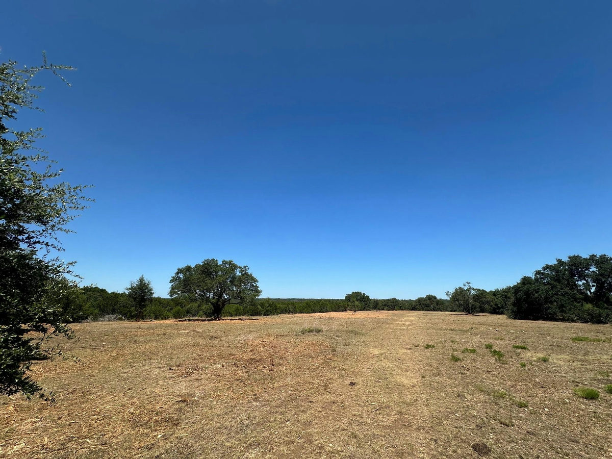 1900 County Road 284 — exterior