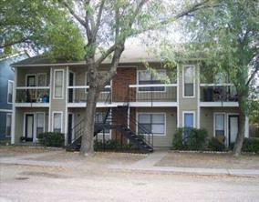 1903 W Loop — photo 2