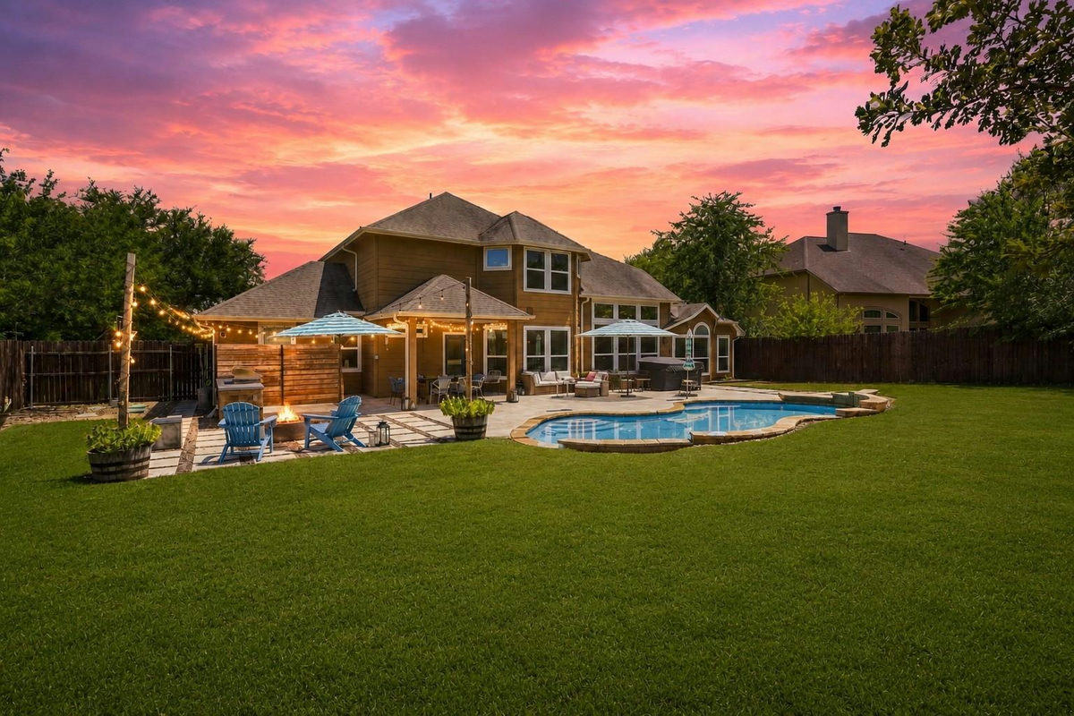 1010 Canyon Edge Dr — photo 2