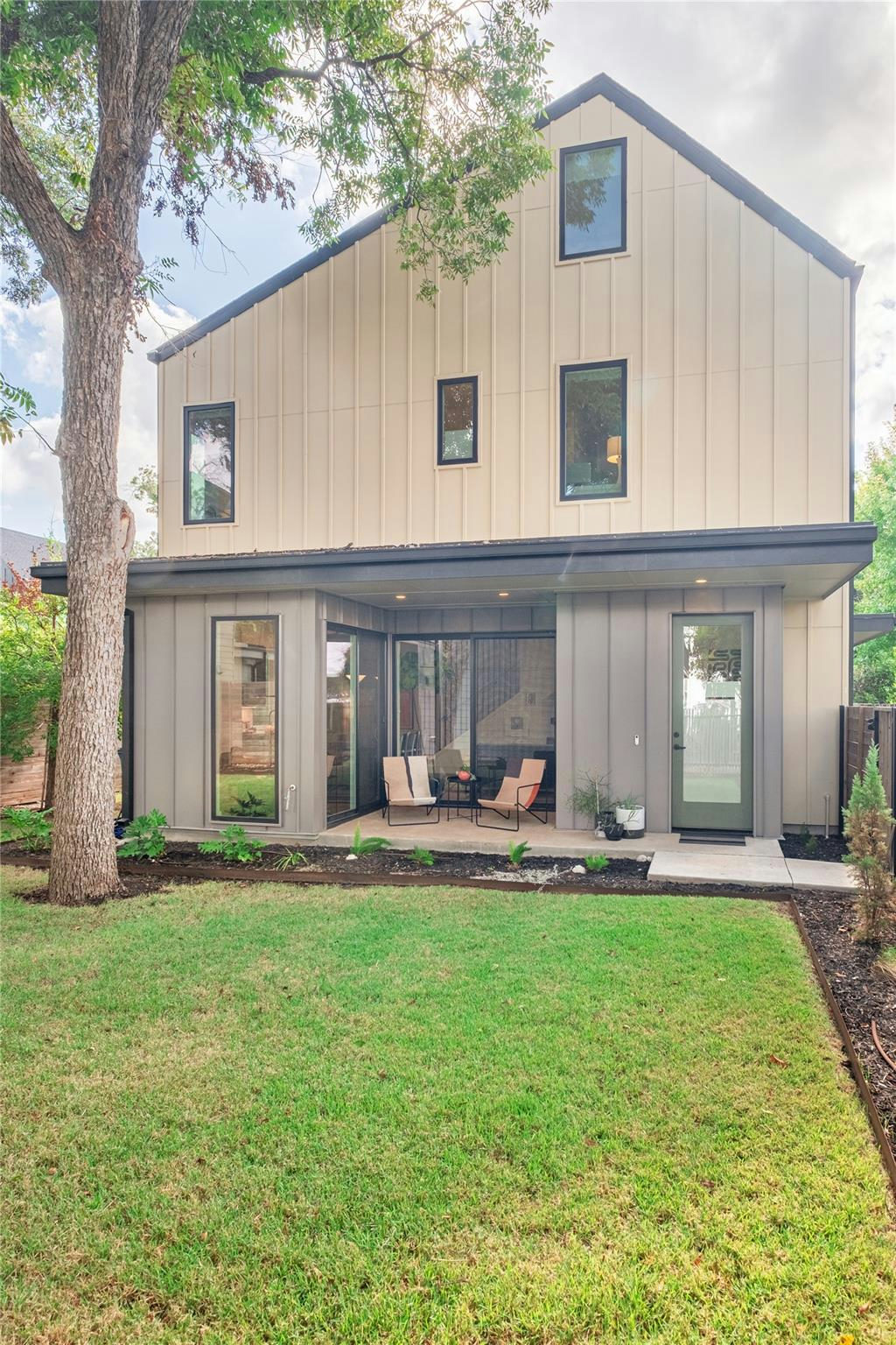619 Tillery St #A — photo 2