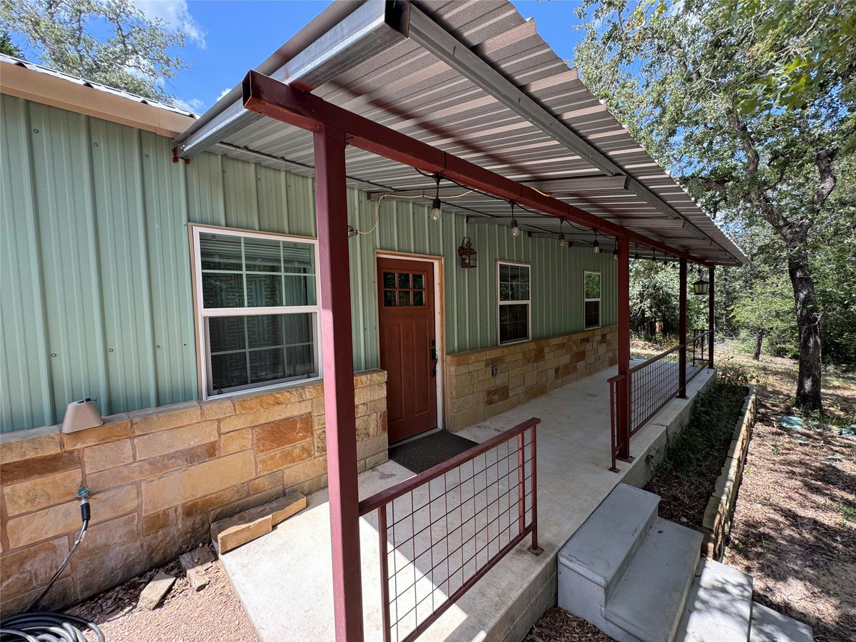134 Elgin Woods Ln — photo 2