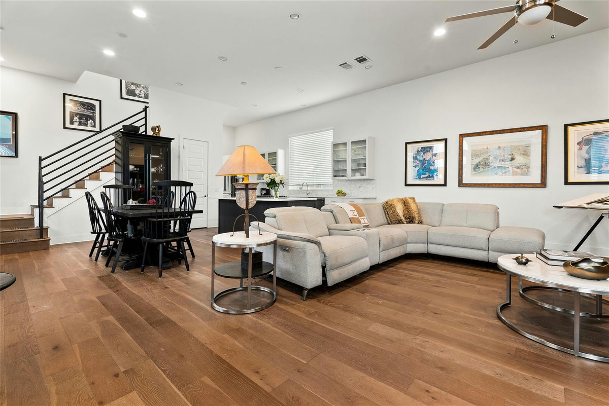 7417 Cordoba Dr — photo 5