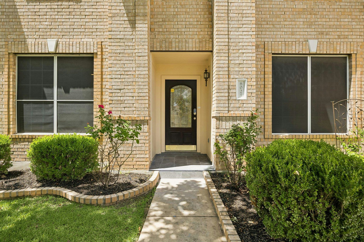 6025 Ronchamps Dr — photo 2