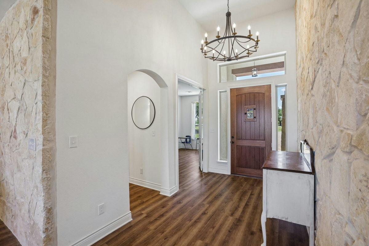 100 W Leaning Madrone Dr — photo 5