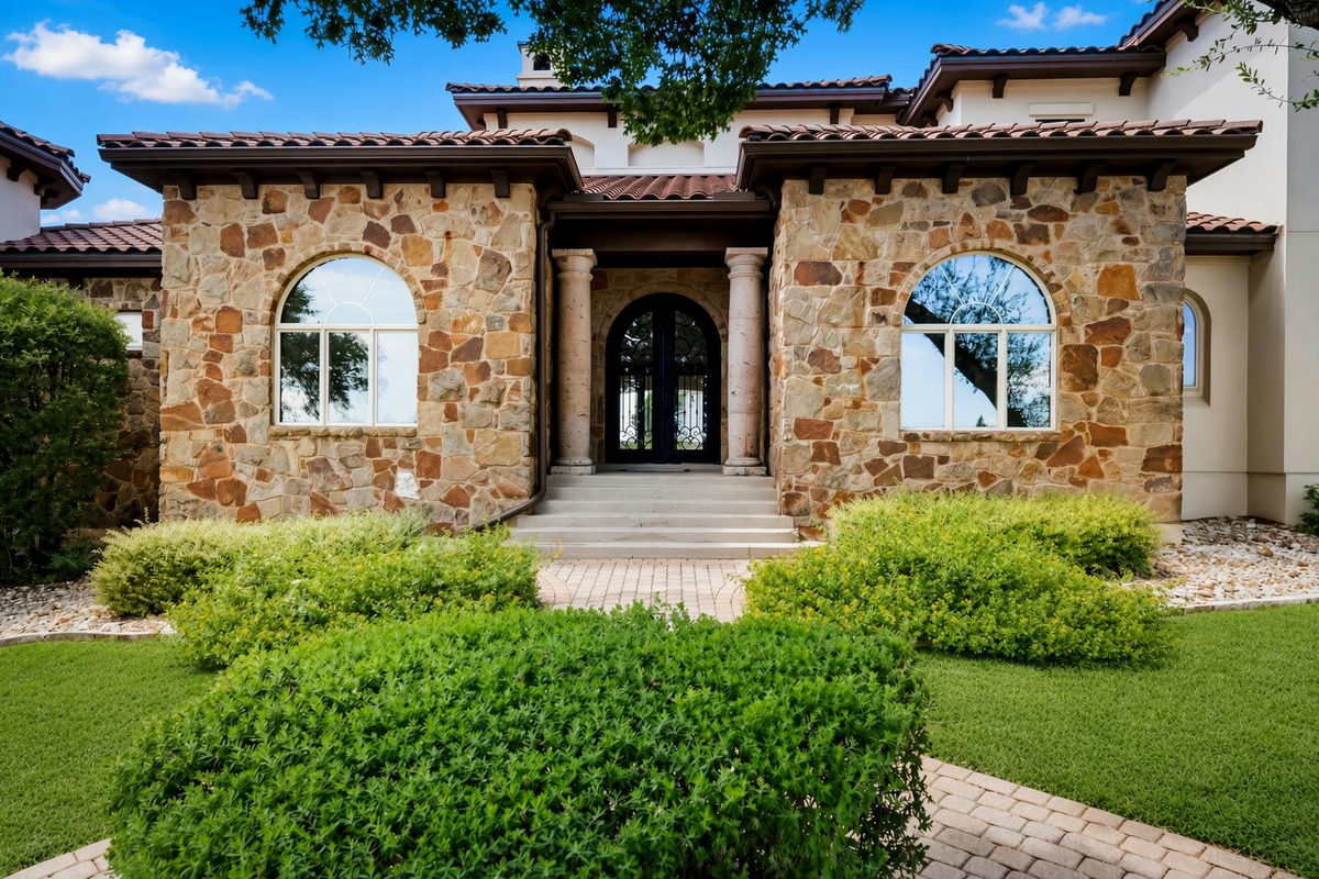 8001 Magnolia Ridge Cv — photo 3