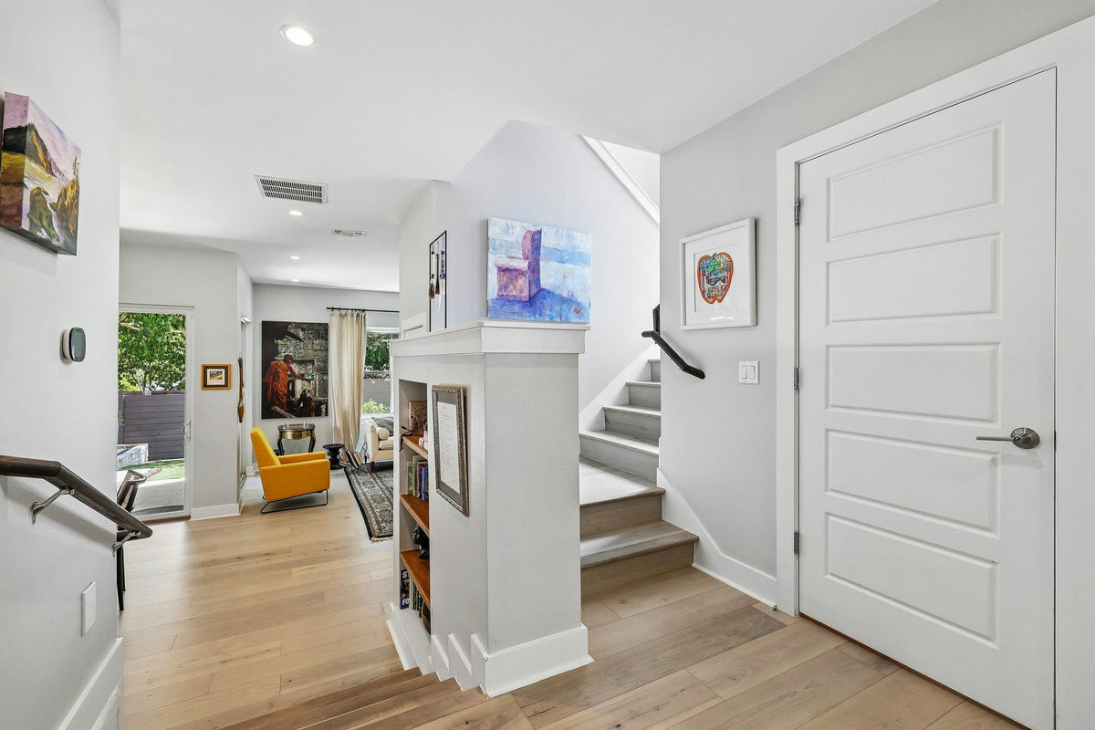 1303 Azie Morton Rd #12 — photo 2