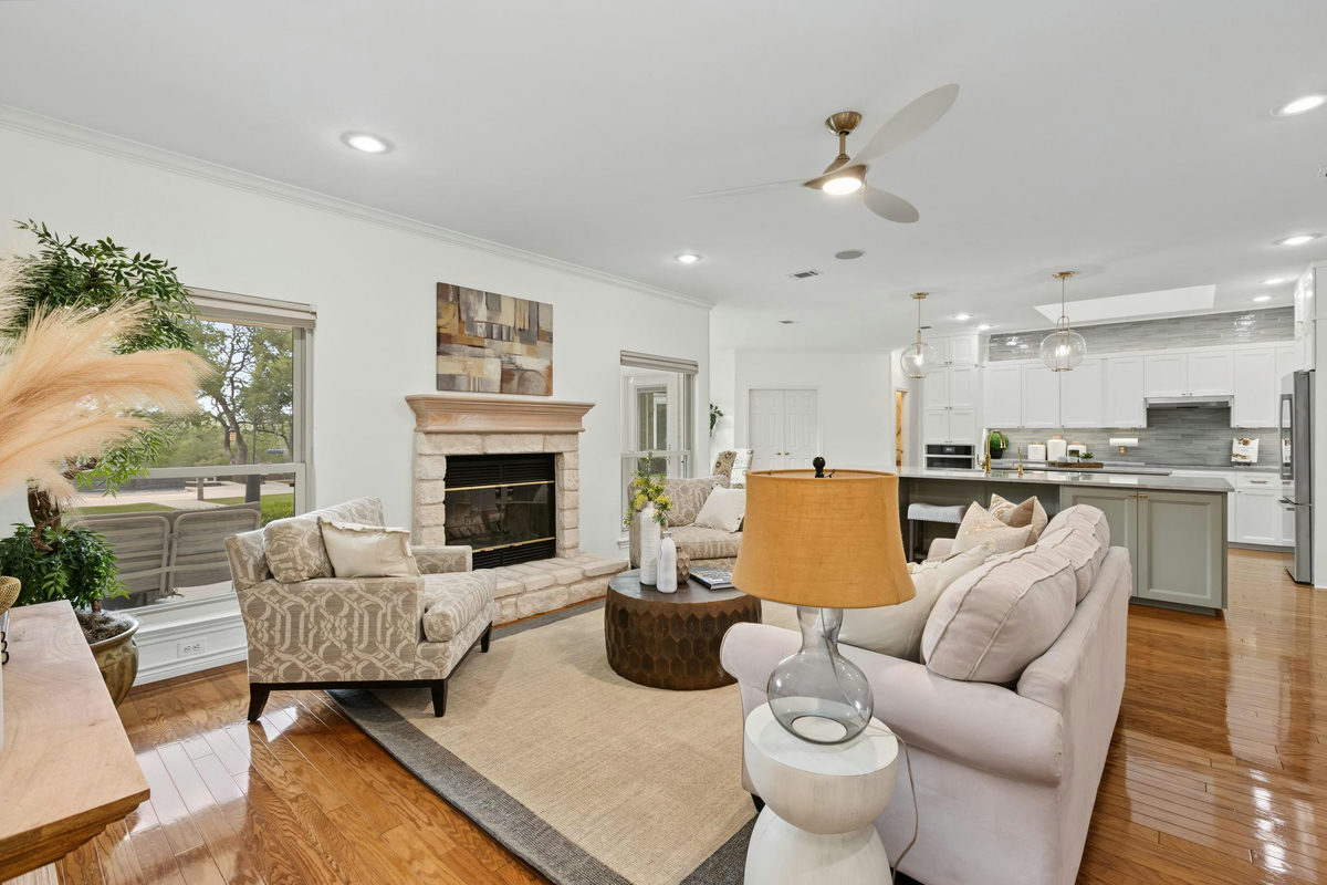 607 Bending Oak Dr — photo 5