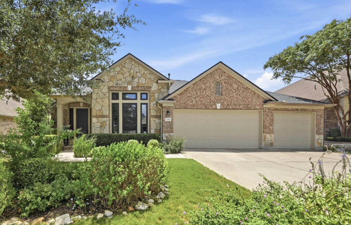 352 Wild Rose Dr — photo 3