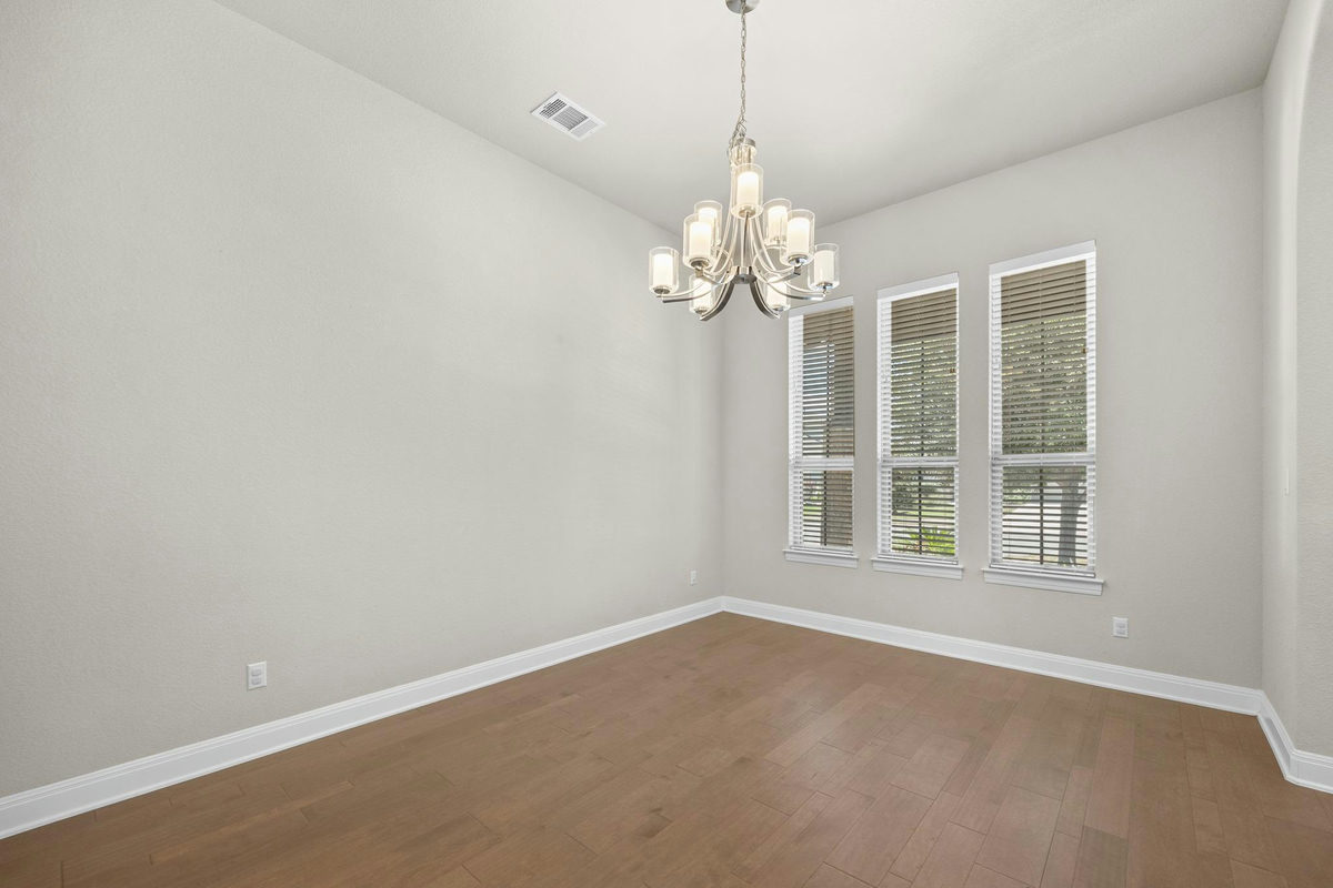 1511 Parke Bluff Bnd — photo 5