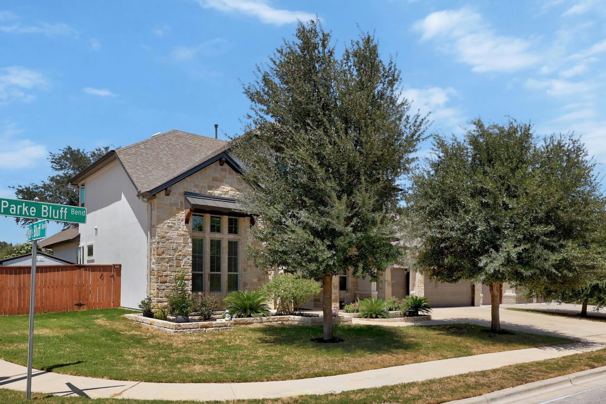 1511 Parke Bluff Bnd — photo 3