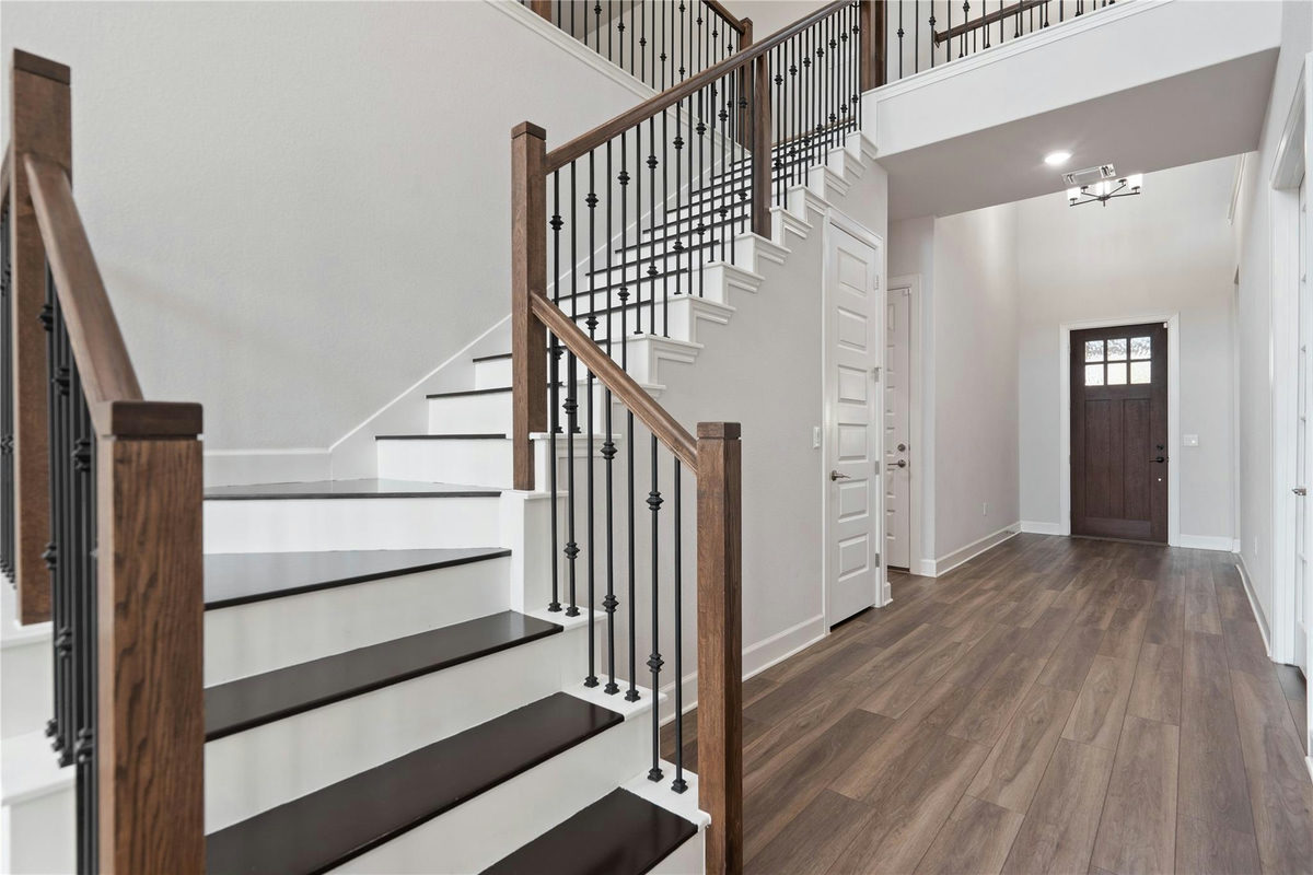 713 Coppell Ct — photo 4