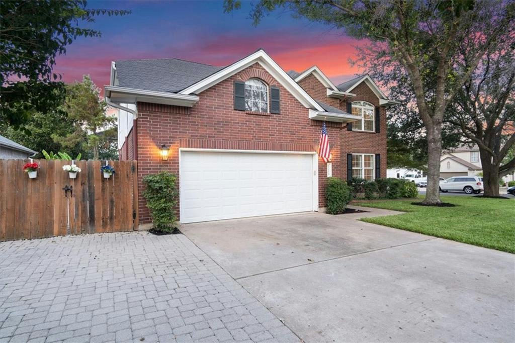 1215 Thistle Trl — photo 2