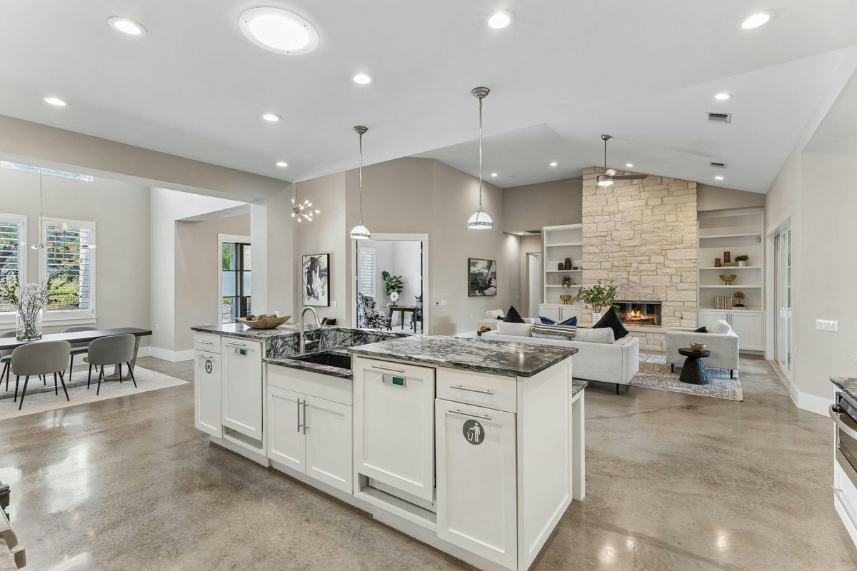 3801 Peak Lookout Dr — photo 4