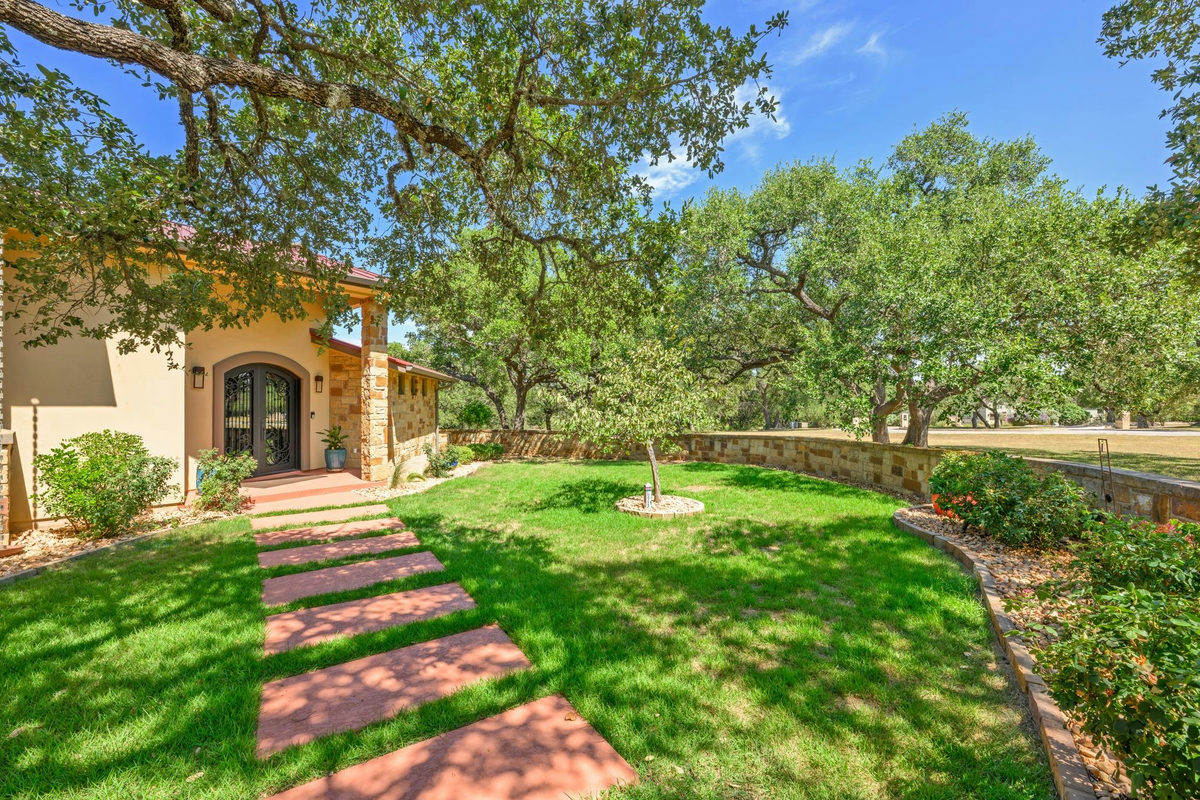 1273 Ranchers Club Ln — photo 2