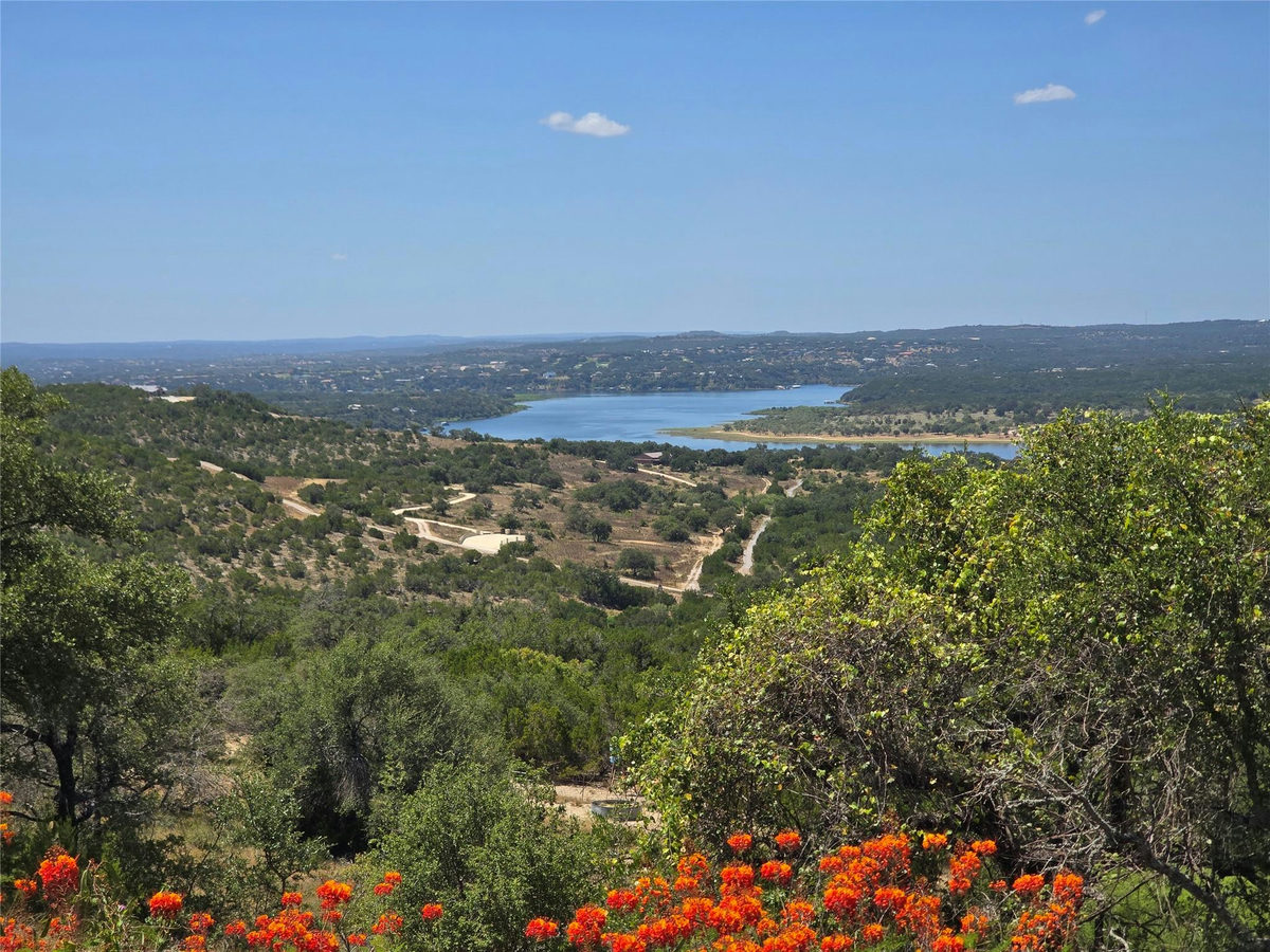 6401 Muleshoe Bend Trl — photo 2