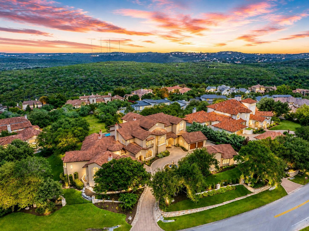 1025 Marly Way — exterior