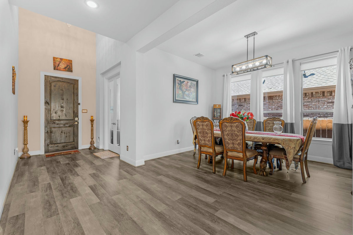 428 Landing Ln — photo 5