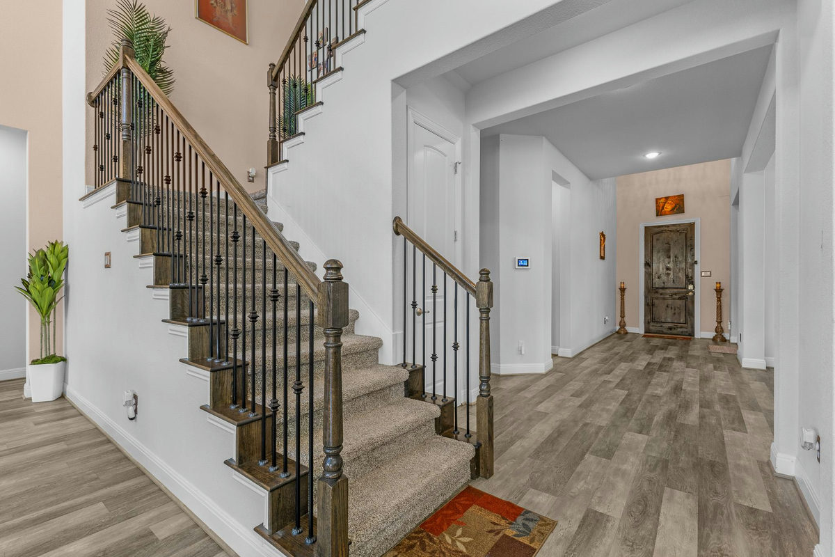 428 Landing Ln — photo 4