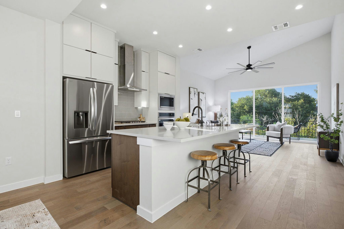 2708 Bristol Dr — photo 3