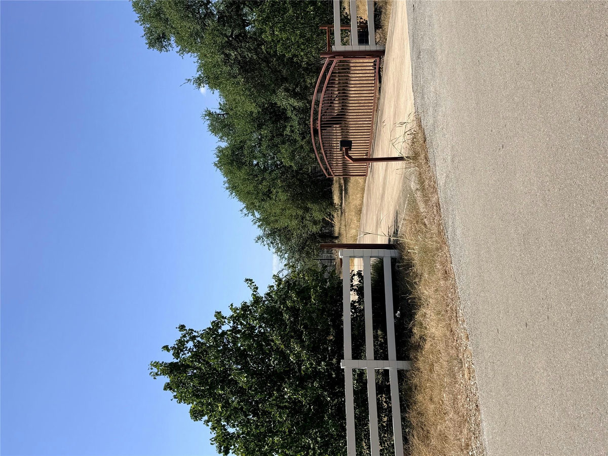 300 Medlin Creek Loop — photo 2