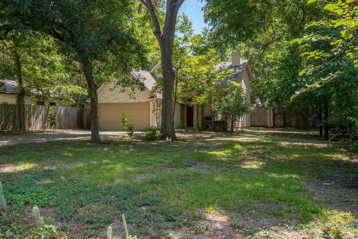 4413 Barrow Ave — exterior