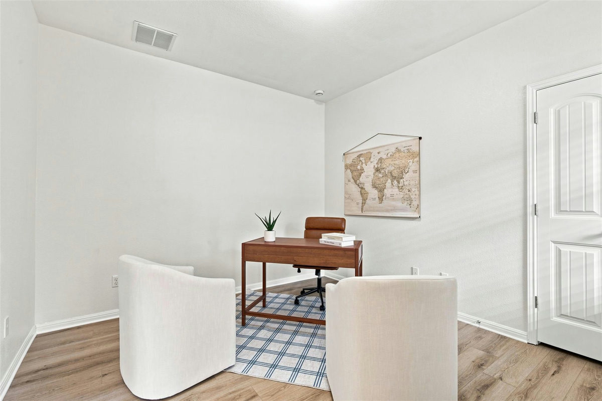 406 Summer Vista Cv — photo 3