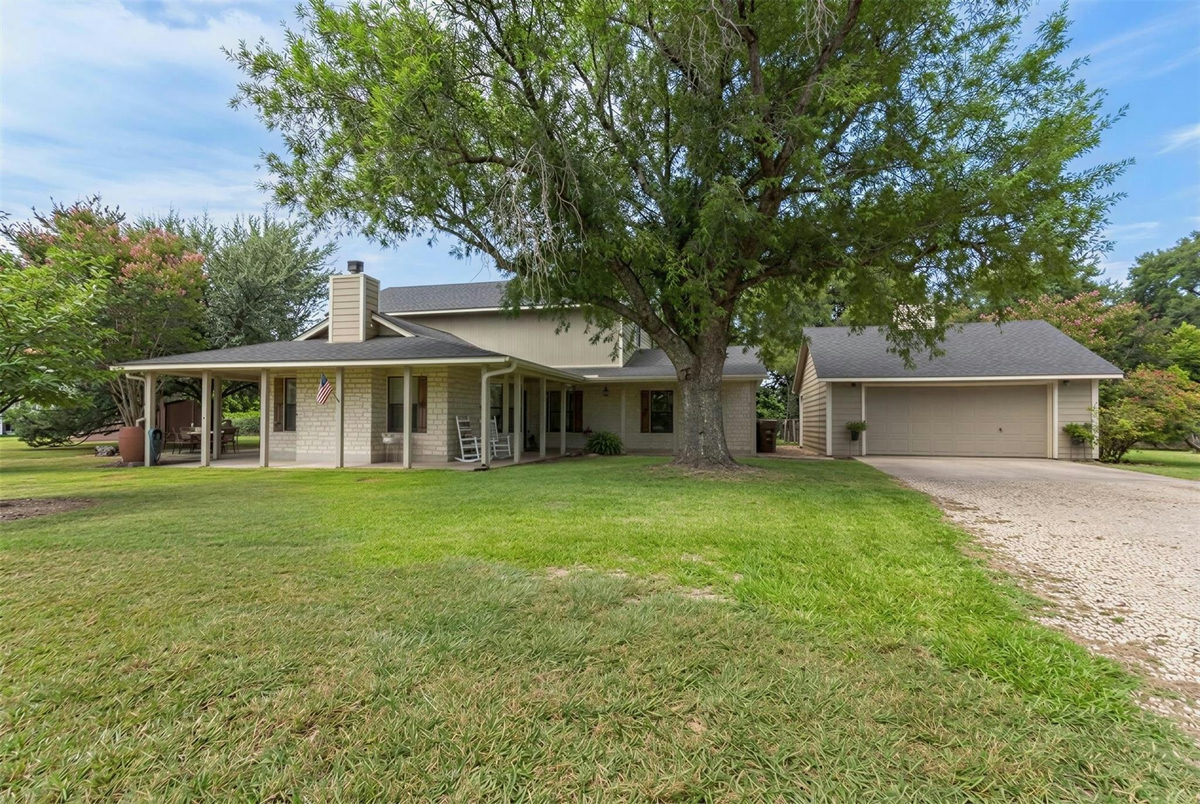 31 Fairview Dr — photo 2