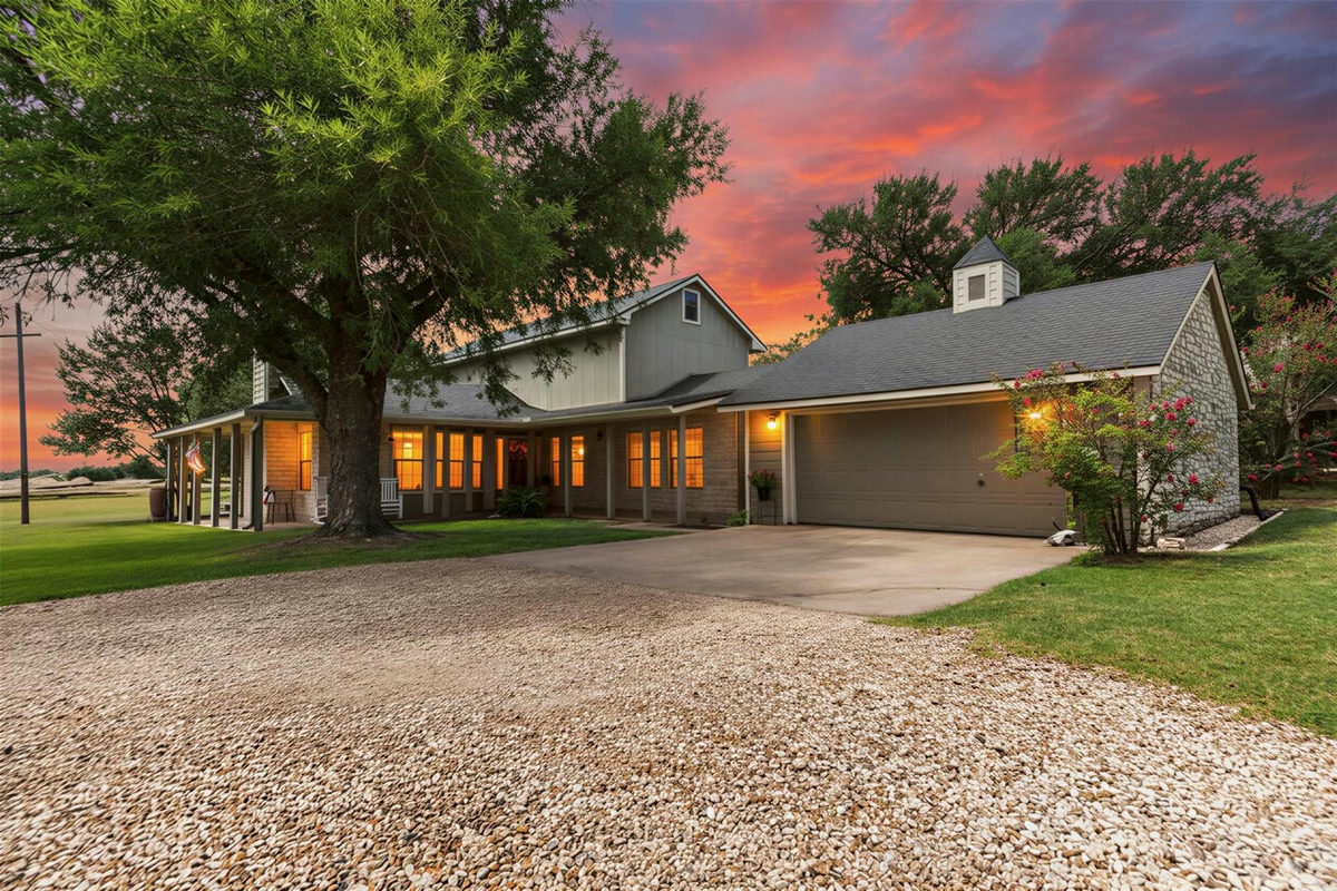 31 Fairview Dr — exterior