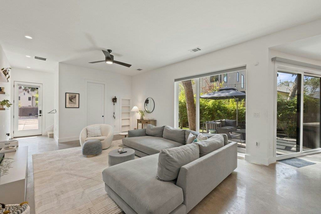 625 Tillery St #B — photo 4