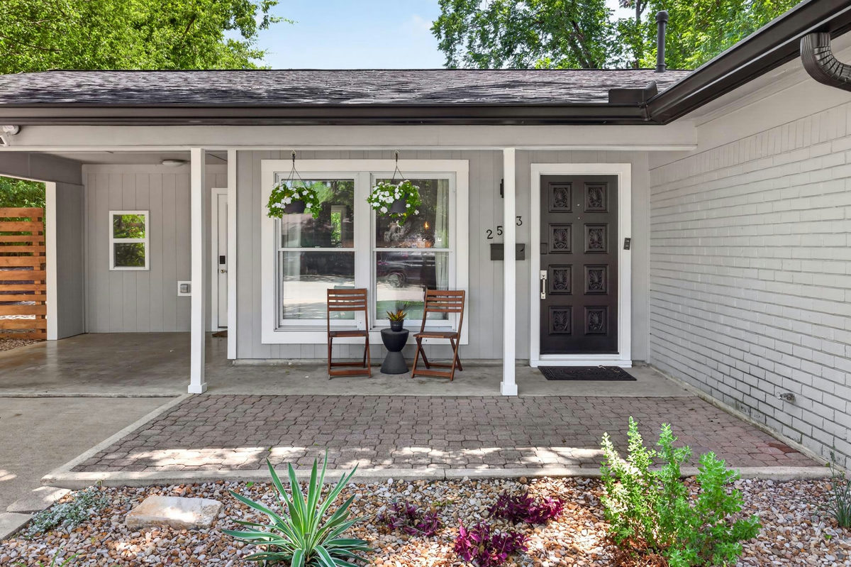 2503 East Side Dr — photo 4