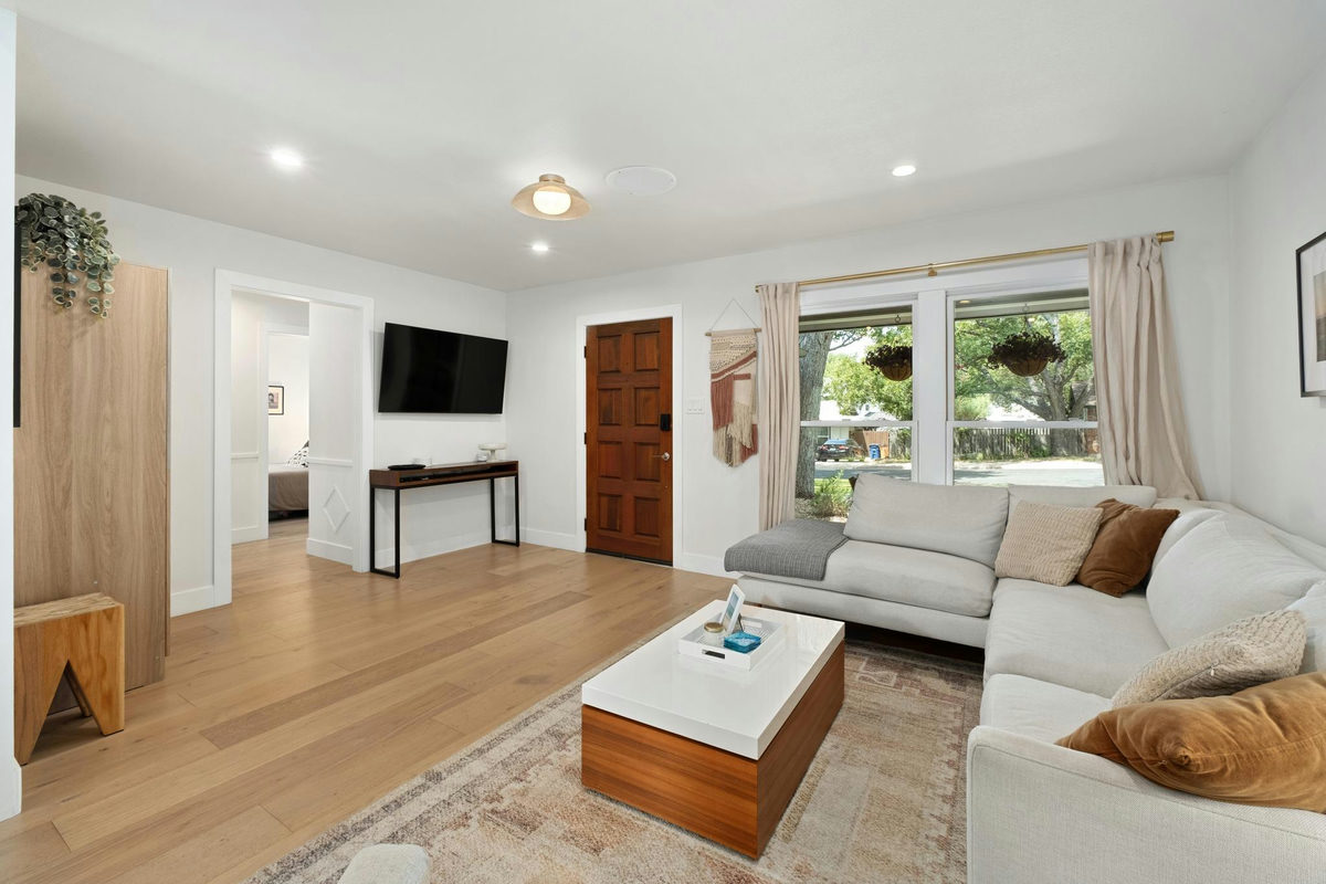 2503 East Side Dr — photo 5