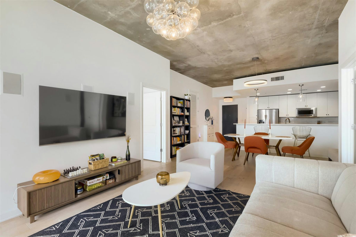 360 Nueces St #3109 — photo 2