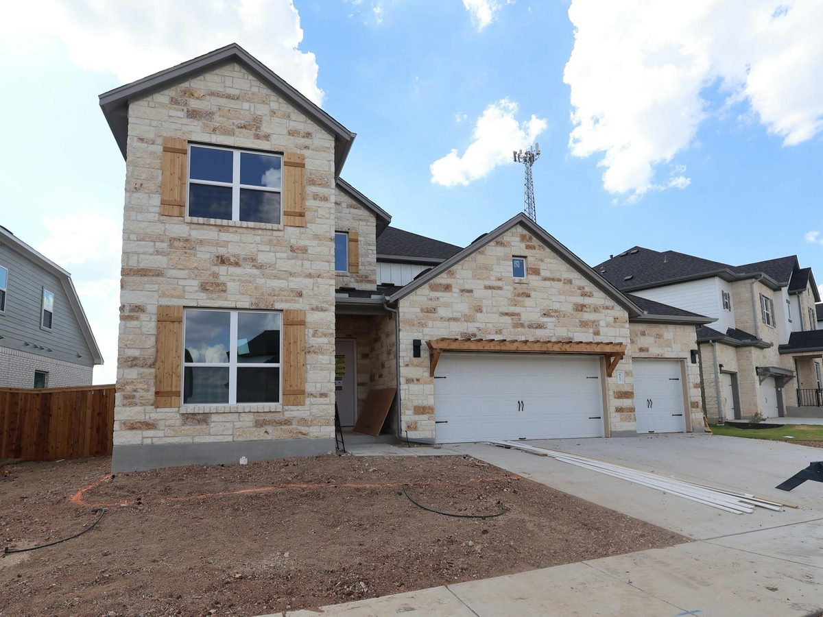 817 Purmela St — exterior