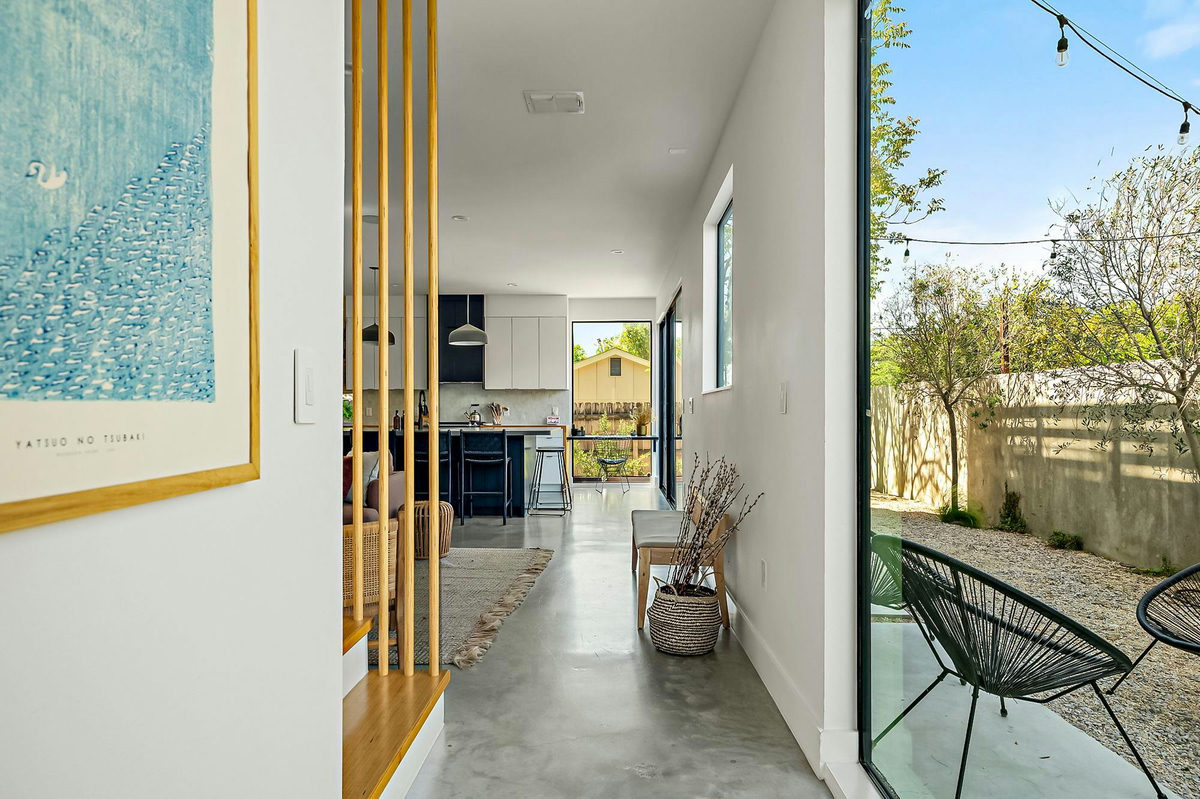 2201 Santa Rosa St — photo 5