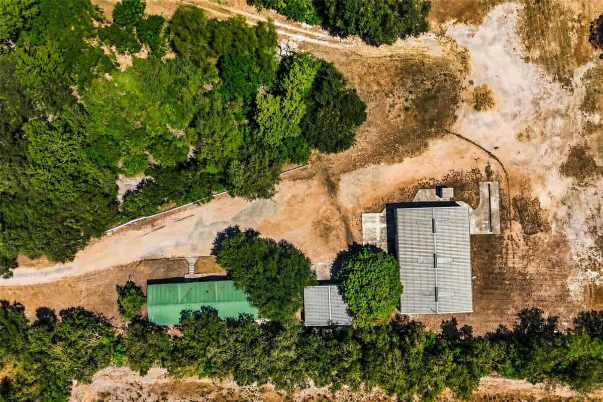 301 FM 1660 — photo 4