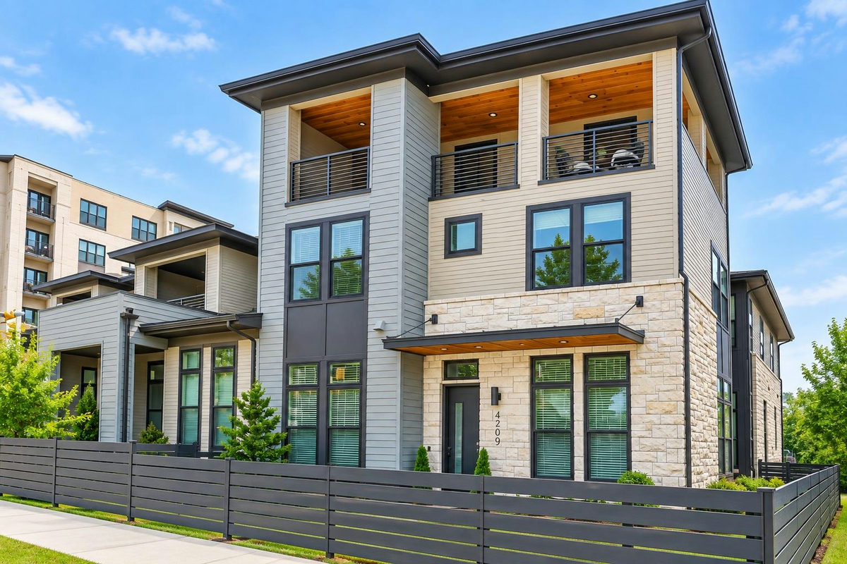 4208 Endurance Way — exterior