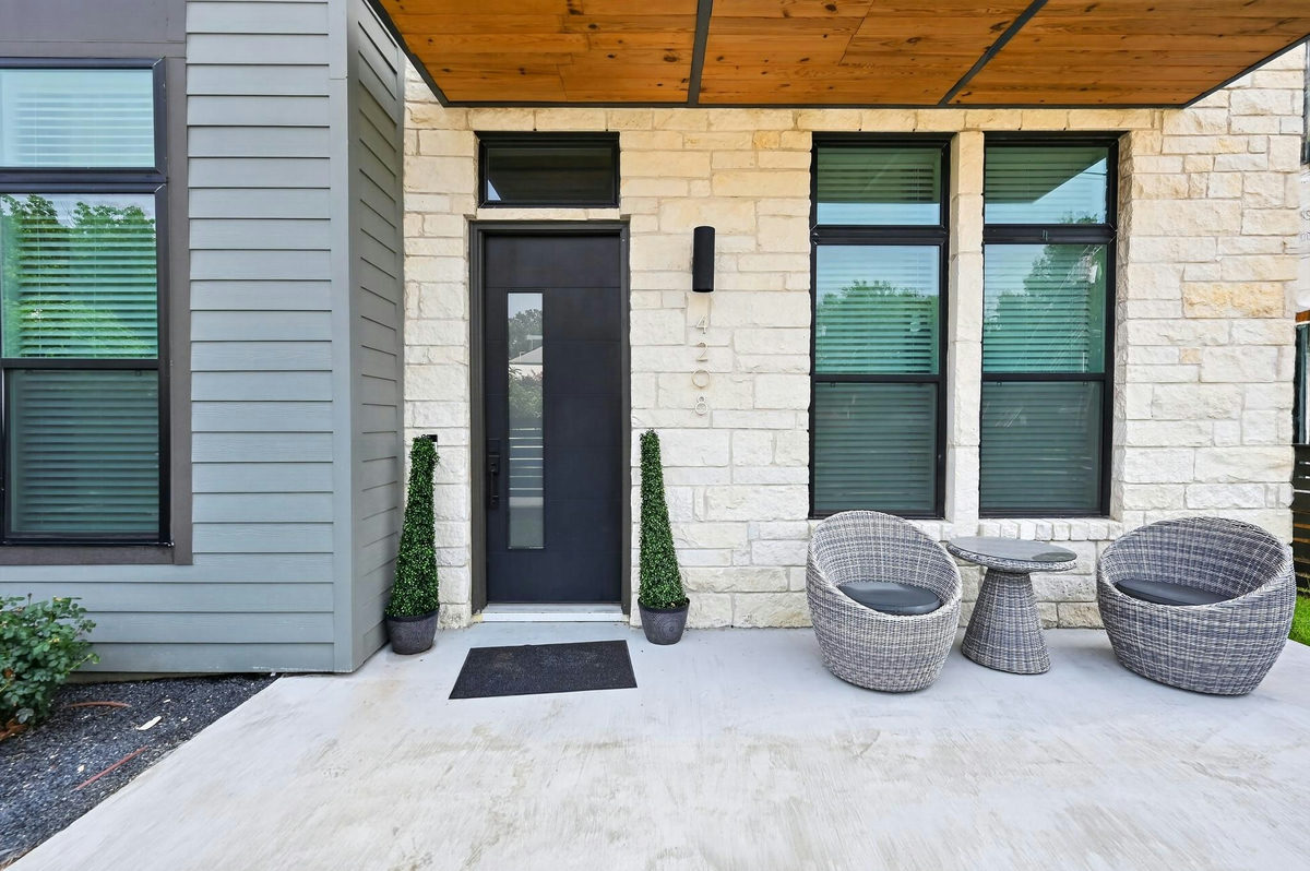 4208 Endurance Way — exterior