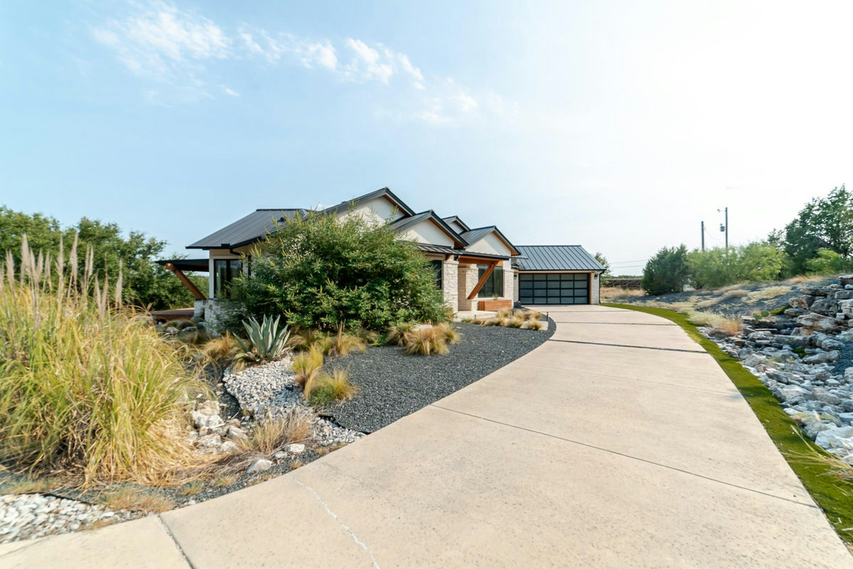 23801 Oscar Rd — photo 2