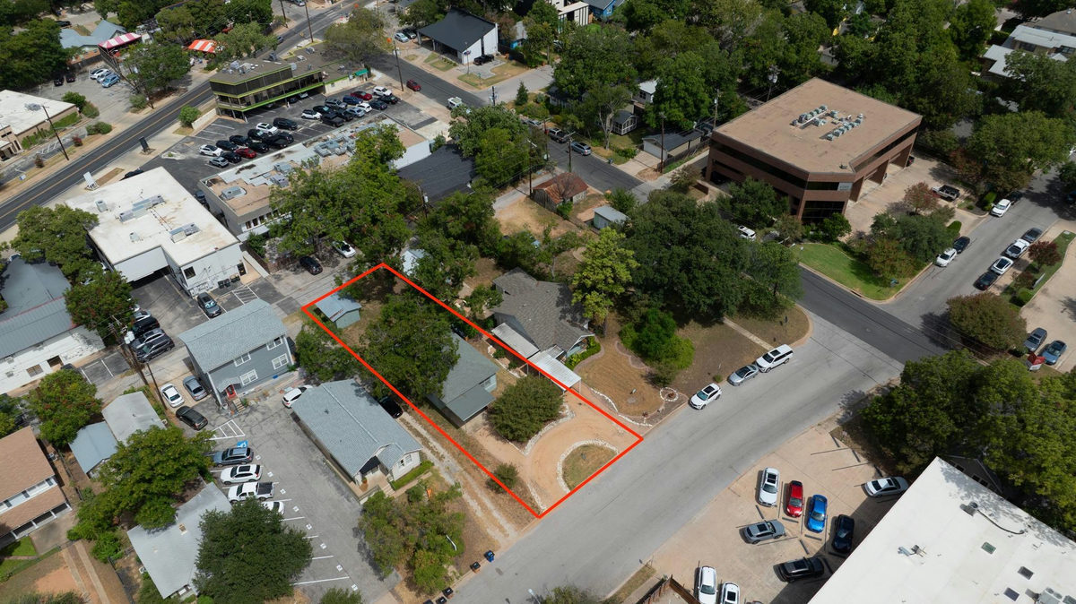 4108 Marathon Blvd — photo 2