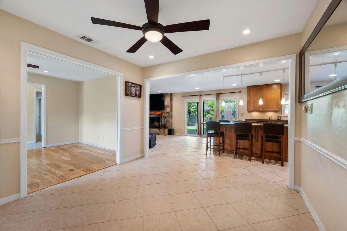 8612 Stillwood Ln — photo 4