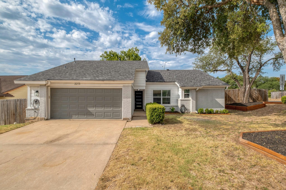 3213 Western Dr — exterior